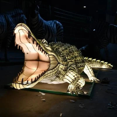 Lanterne de crocodil chinezesc